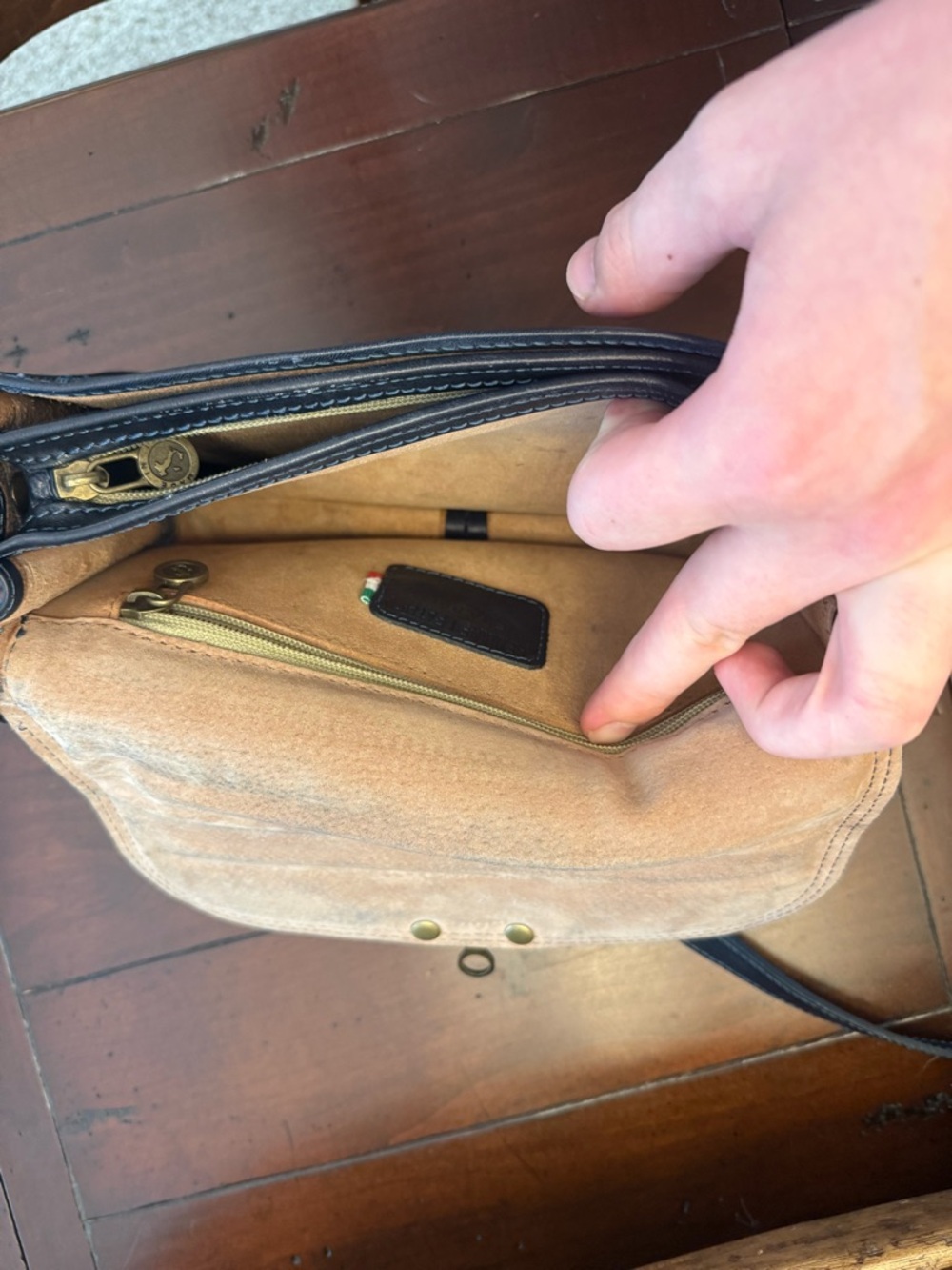 Vera Pelle genuine leather crossbody made in Italy - Picture 8 of 16